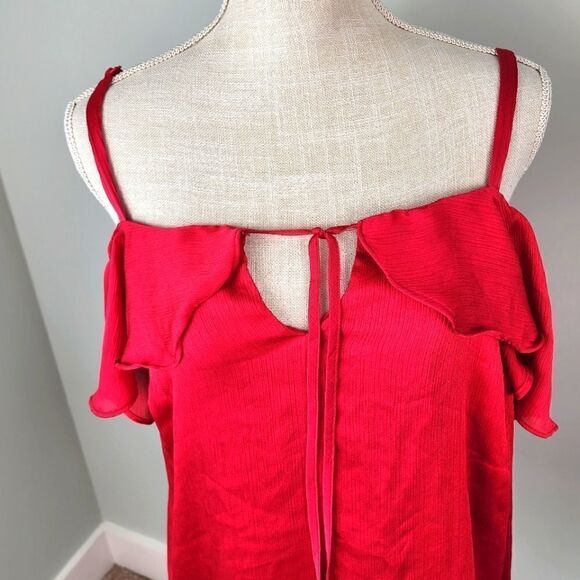 Torrid Women's Adjustable Spagetti Strap Front Ruffle Lined Top Size 00 Or M/L - Picture 2 of 6